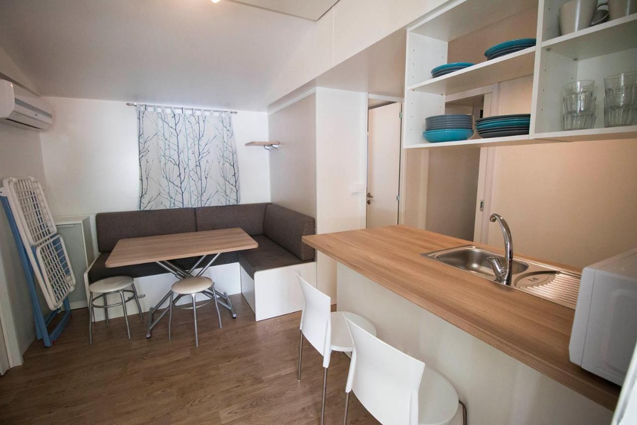 Mobile Home Suite ดูนาเวร์เด ภายนอก รูปภาพ